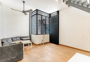 Renovated 2 Bedroom Apartment For Sale - Phsar Kandal 2, Phnom Penh - Image 3