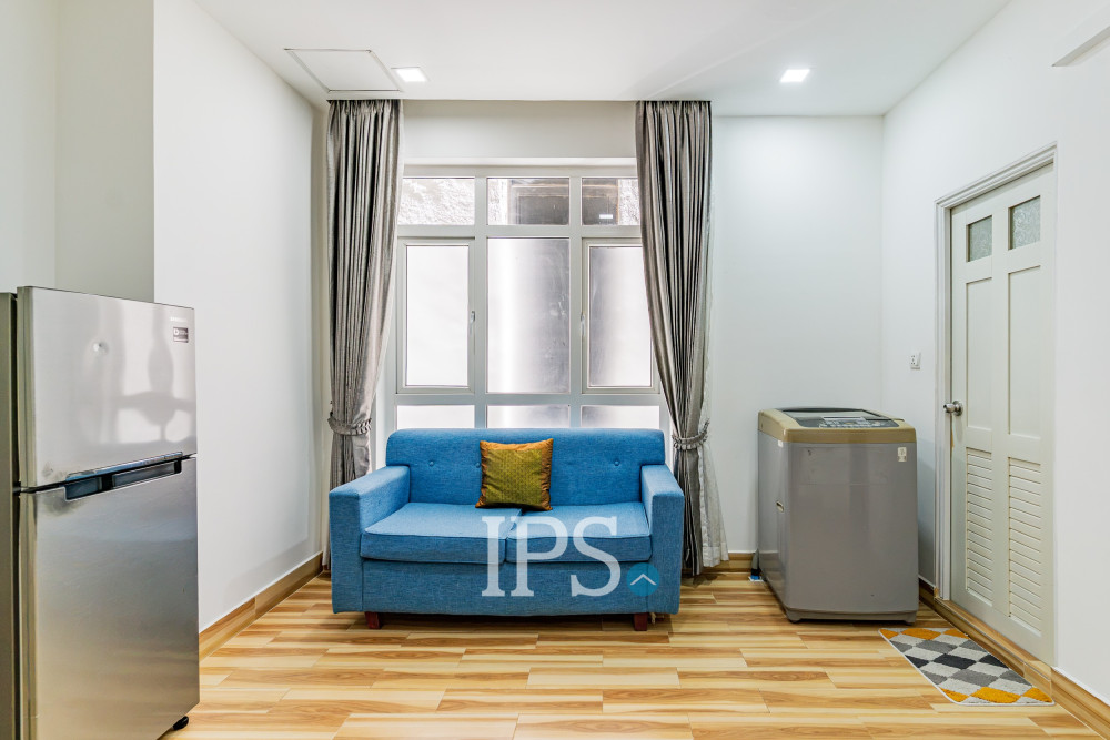 1 Bedroom Serviced Apartment For Rent - Tonle Bassac, Phnom Penh - Image 2