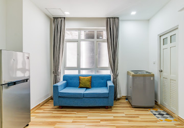 1 Bedroom Serviced Apartment For Rent - Tonle Bassac, Phnom Penh - Image 2