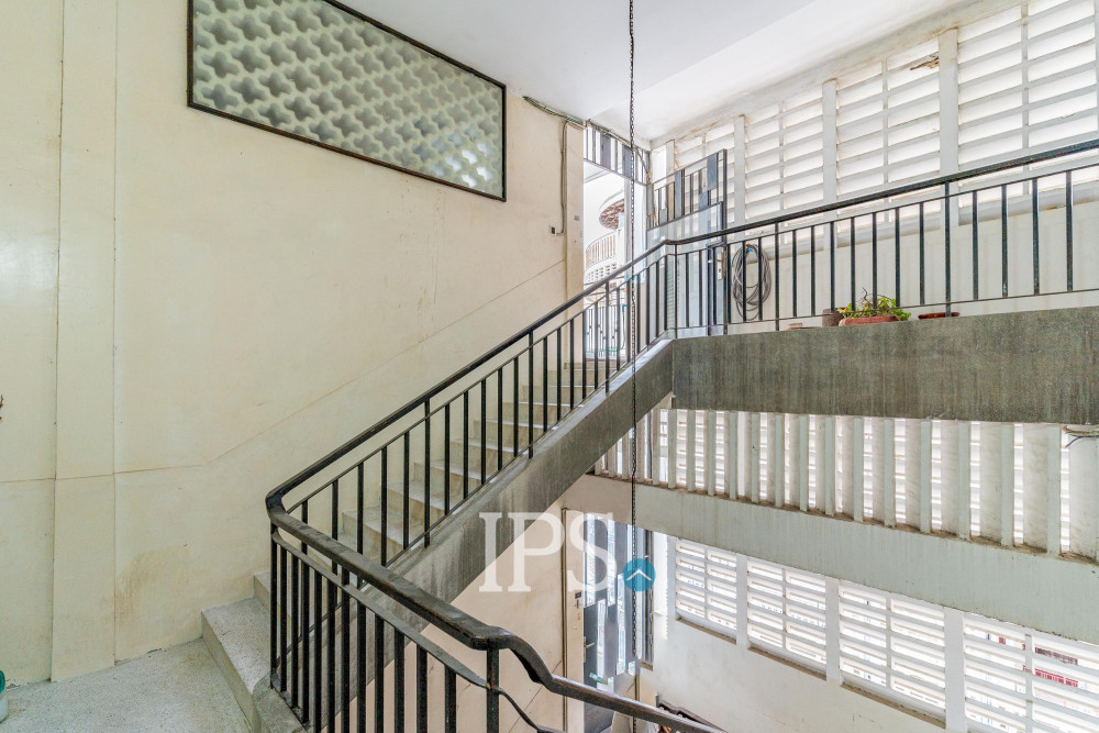 3 Bedroom Renovated Apartment For Sale - Phsar Kandal 2, Phnom Penh - Image 31 3 Bedroom Renovated Apartment For Sale - Phsar Kandal 2, Phnom Penh - Image 31