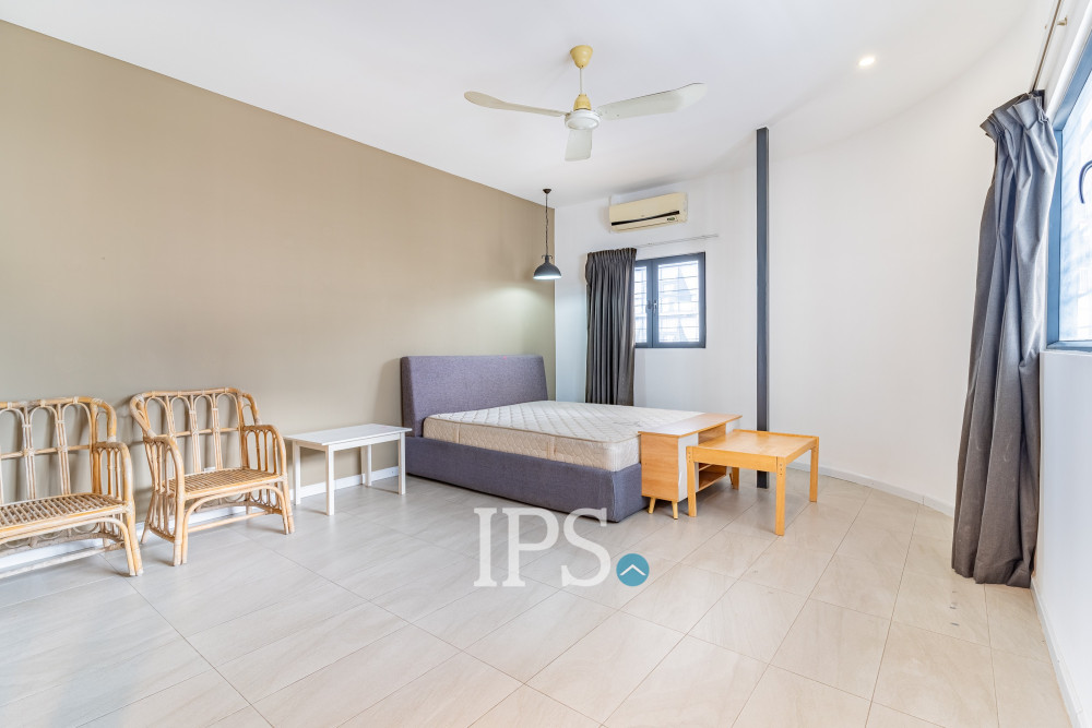 3 Bedroom Renovated Apartment For Sale - Phsar Kandal 2, Phnom Penh - Image 18 3 Bedroom Renovated Apartment For Sale - Phsar Kandal 2, Phnom Penh - Image 18
