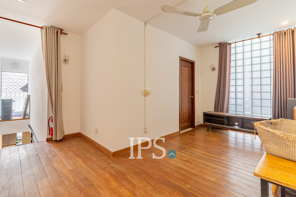 3 Bedroom Renovated Apartment For Sale - Phsar Kandal 2, Phnom Penh - Image 14 3 Bedroom Renovated Apartment For Sale - Phsar Kandal 2, Phnom Penh - Image 14