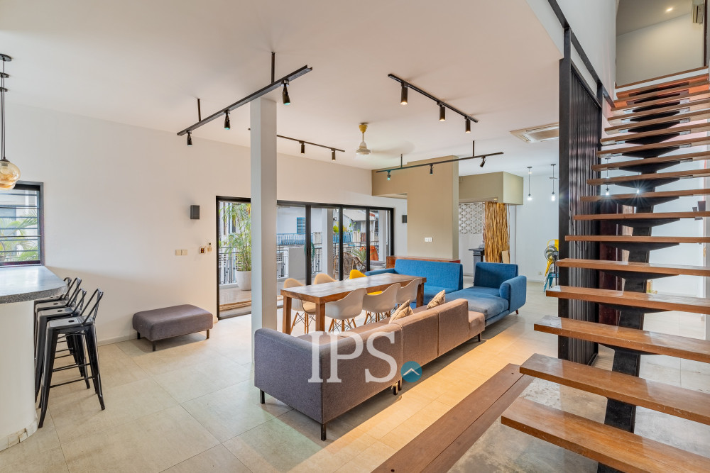 3 Bedroom Renovated Apartment For Sale - Phsar Kandal 2, Phnom Penh - Image 4 3 Bedroom Renovated Apartment For Sale - Phsar Kandal 2, Phnom Penh - Image 4