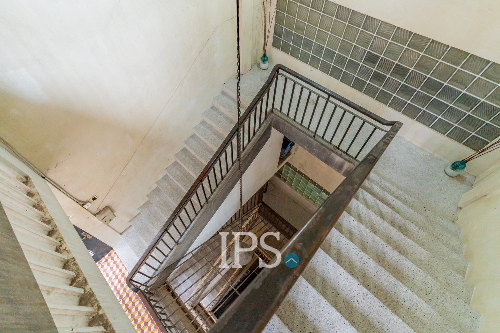 3 Bedroom Renovated Apartment For Sale - Phsar Kandal 2, Phnom Penh - Image 32 3 Bedroom Renovated Apartment For Sale - Phsar Kandal 2, Phnom Penh - Image 32