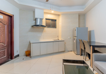 1 Bedroom Condo For Sale- The Diamond, Tonle Bassac, Phnom Penh photo 6