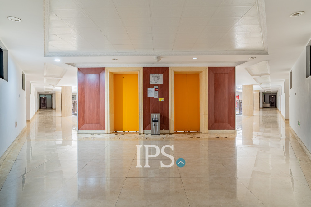 1 Bedroom Condo For Sale- The Diamond, Tonle Bassac, Phnom Penh - Image 13