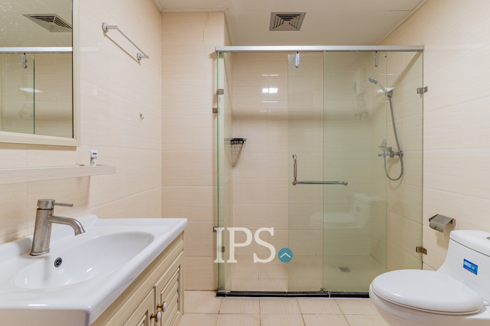 1 Bedroom Condo For Sale- The Diamond, Tonle Bassac, Phnom Penh - Image 10