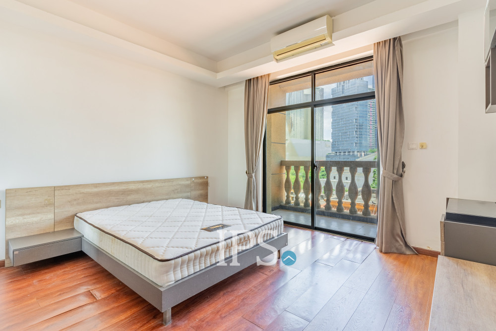 1 Bedroom Condo For Sale- The Diamond, Tonle Bassac, Phnom Penh - Image 7