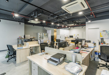 91.18 Sqm Office Space For Rent – GIA Tower, Tonle Bassac – Phnom Penh