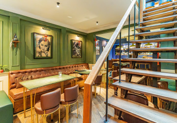 Bar Business For Sale - Bassac Lane, Tonle Bassac, Phnom Penh - Image 3