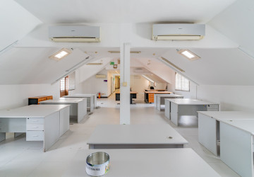 418 Sqm Office Space For Rent – Beoung Raing, Phnom Penh
