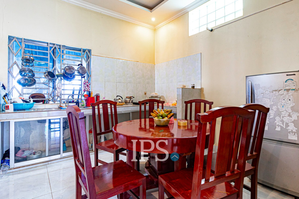 3 Bedroom House For Rent - Sangkat Siem Reap, Siem Reap - Image 7