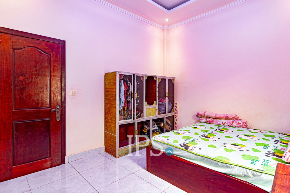 3 Bedroom House For Rent - Sangkat Siem Reap, Siem Reap - Image 13