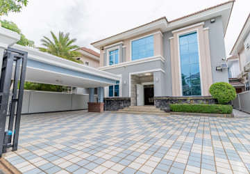 6 Bedroom Villa For Rent – Borey Angkor, Khmuonh, Phnom Penh