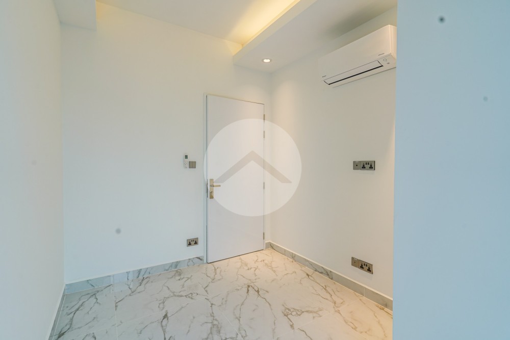 26th Floor 2 Bedroom Condo For Sale – J Tower 2, BKK1, Phnom Penh - Image 11