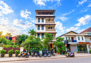 9 Bedroom Hotel For Sale – Svay Dangkum, Siem Reap