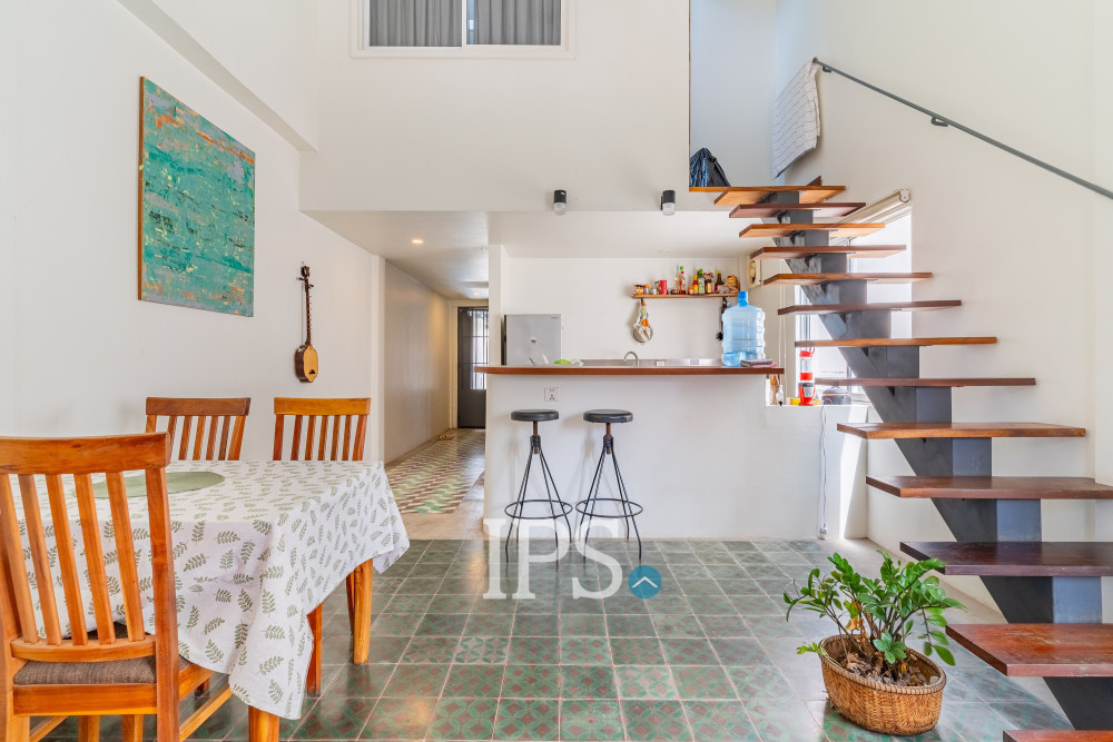 Renovated Duplex 2 Bedroom Apartment For Sale -  Beoung Raing, Phnom Penh - Image 8