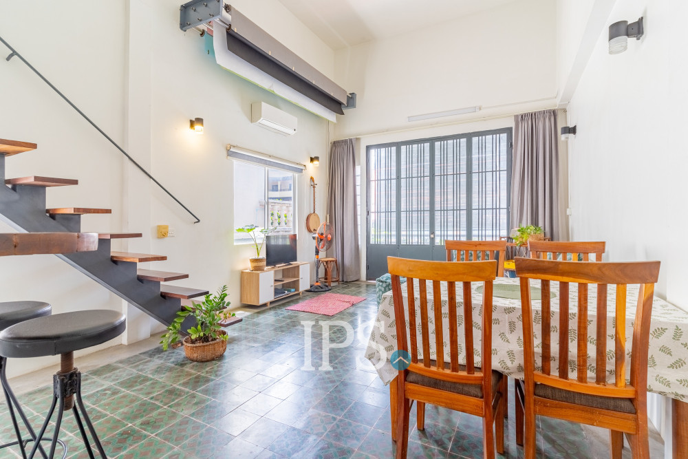 Renovated Duplex 2 Bedroom Apartment For Sale -  Beoung Raing, Phnom Penh - Image 6