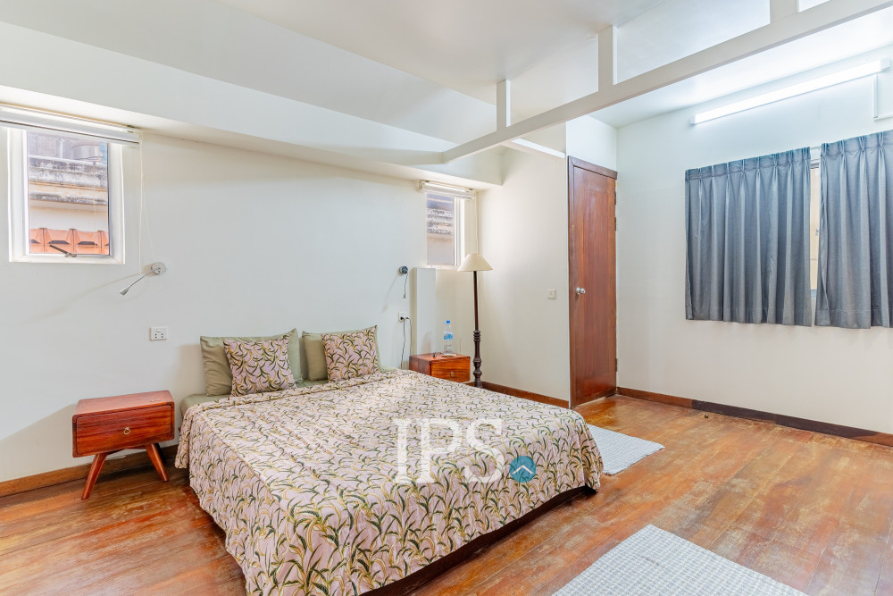 Renovated Duplex 2 Bedroom Apartment For Sale -  Beoung Raing, Phnom Penh - Image 14