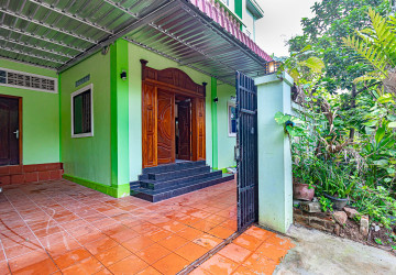4 Bedroom House For Sale - Slor Kram, Siem Reap - Image 2