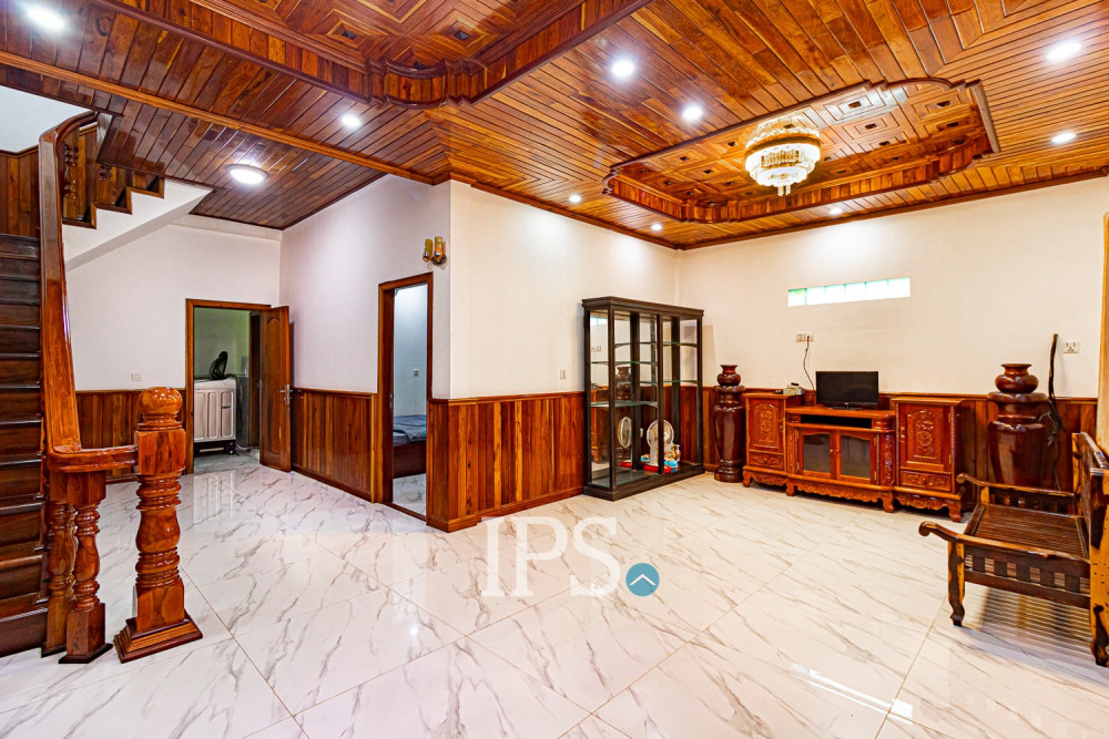 4 Bedroom House For Sale - Slor Kram, Siem Reap - Image 3