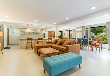 Renovated Duplex 4 Bedroom Apartment For Rent - Chroy Changvar, Phnom Penh photo 5