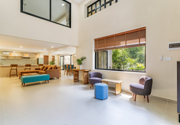Renovated Duplex 4 Bedroom Apartment For Rent - Chroy Changvar, Phnom Penh - Image 2