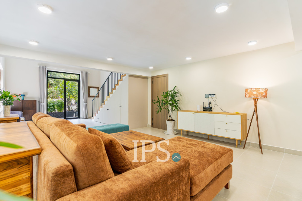 Renovated Duplex 4 Bedroom Apartment For Rent - Chroy Changvar, Phnom Penh - Image 9