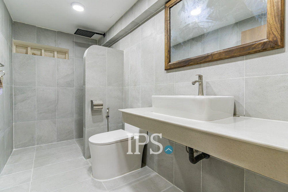 Renovated Duplex 4 Bedroom Apartment For Rent - Chroy Changvar, Phnom Penh - Image 31