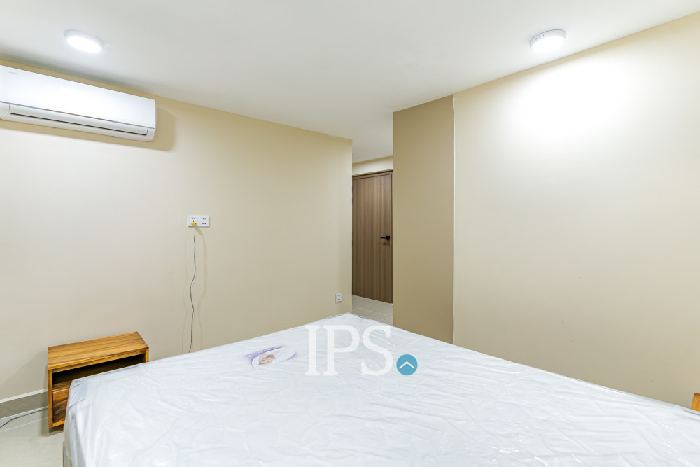 Renovated Duplex 4 Bedroom Apartment For Rent - Chroy Changvar, Phnom Penh - Image 24