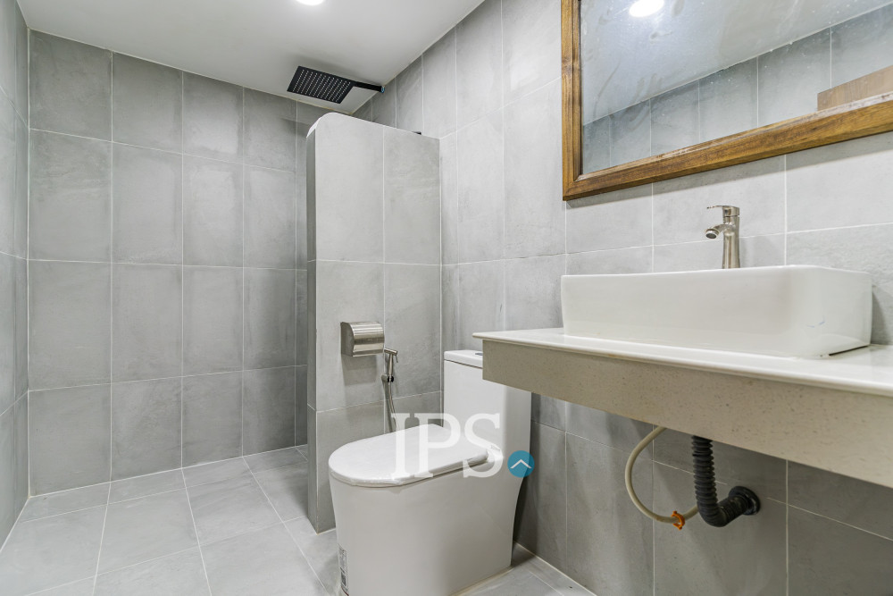 Renovated Duplex 4 Bedroom Apartment For Rent - Chroy Changvar, Phnom Penh - Image 33
