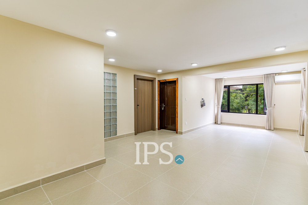 Renovated Duplex 4 Bedroom Apartment For Rent - Chroy Changvar, Phnom Penh - Image 29