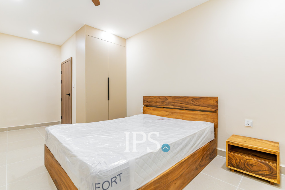 Renovated 4 Bedroom Apartment For Rent - Chroy Changvar, Phnom Penh - Image 25