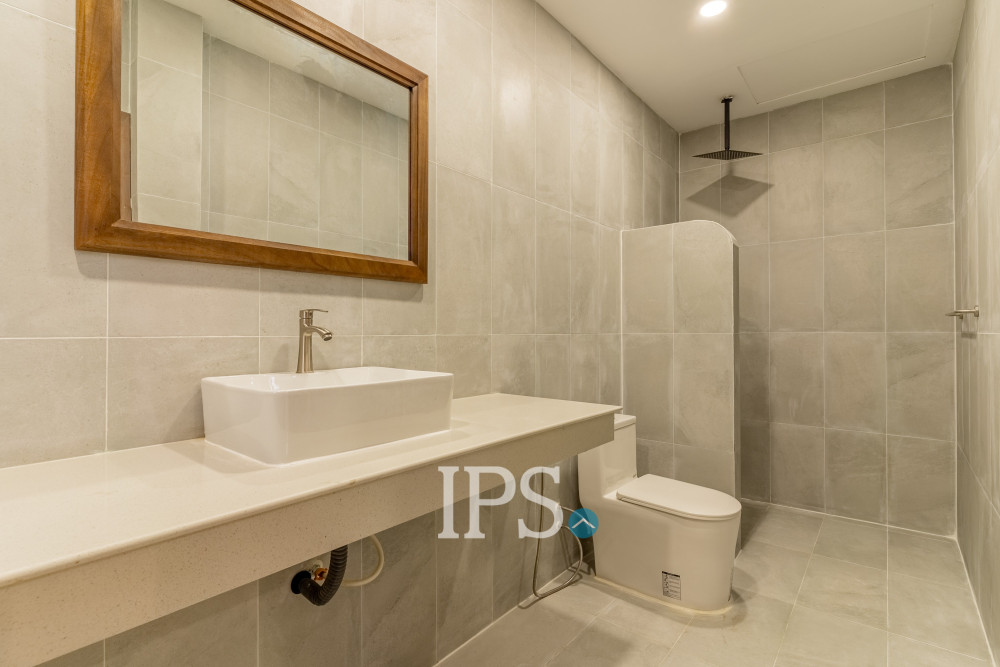 Renovated 4 Bedroom Apartment For Rent - Chroy Changvar, Phnom Penh - Image 30
