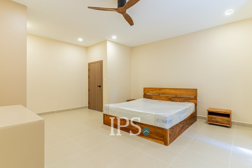 Renovated 4 Bedroom Apartment For Rent - Chroy Changvar, Phnom Penh - Image 25