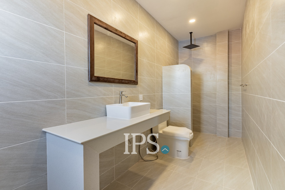 Renovated 3 Bedroom Apartment For Rent - Chroy Changvar, Phnom Penh - Image 28