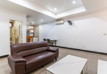 1 Bedroom Serviced Apartment For Rent - Beoung Prolit, Phnom Penh thumbnail