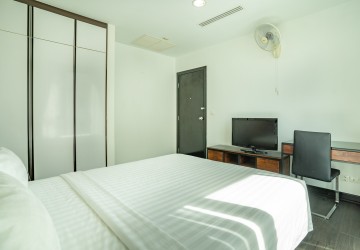 2 Bedroom Serviced  Apartment For Rent - Tonle Bassac, Phnom Penh thumbnail