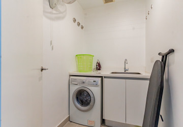 1 Bedroom Serviced Apartment For Rent - Chroy Changvar, Phnom Penh thumbnail