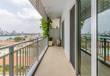 1 Bedroom Serviced Apartment For Rent - Chroy Changvar, Phnom Penh thumbnail