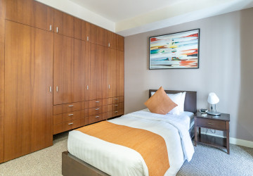 3 Bedroom Serviced Apartment For Rent - Wat Phnom, Phnom Penh thumbnail