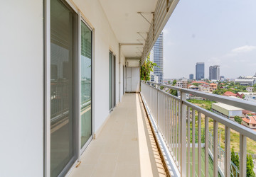 2 Bedroom Serviced Apartment For Rent - Chroy Changvar, Phnom Penh thumbnail