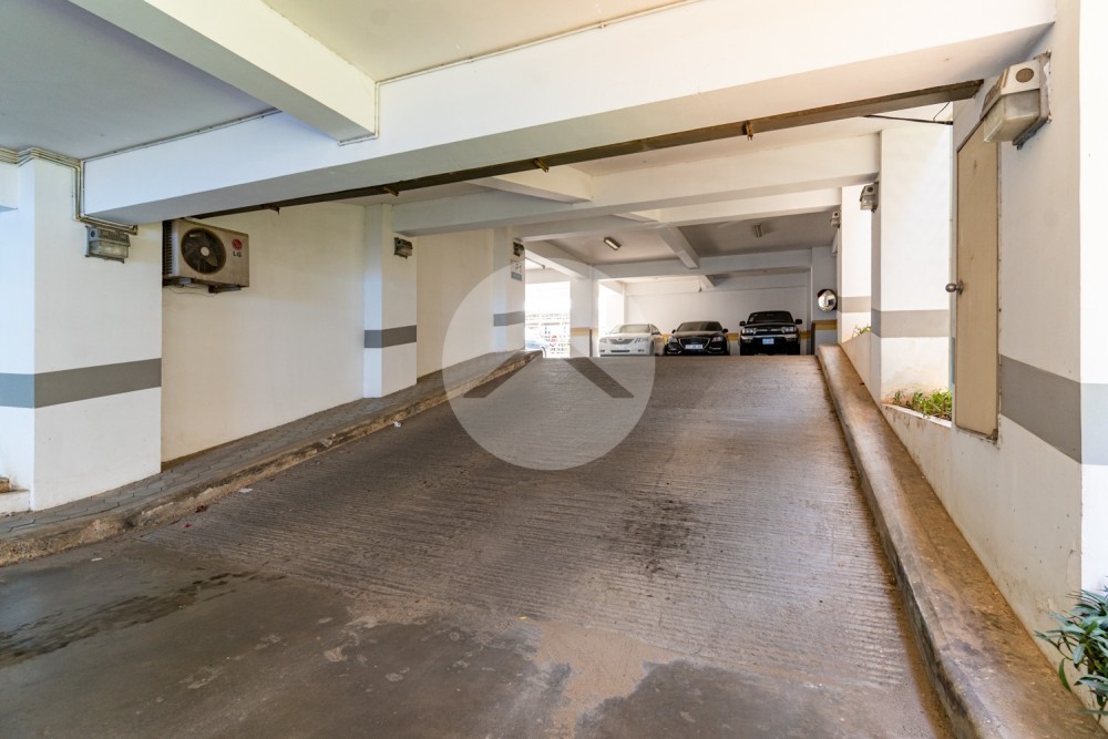 9th Floor 2 Bedroom For Sale in De Castle Diamond, Touk Kok, Phnom Penh - Image 14