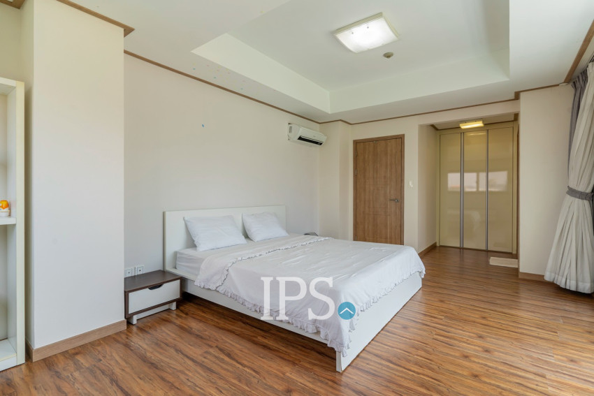 3 Bedroom Condo For Rent - Beoung Kak 1, Toul Kouk, Phnom Penh