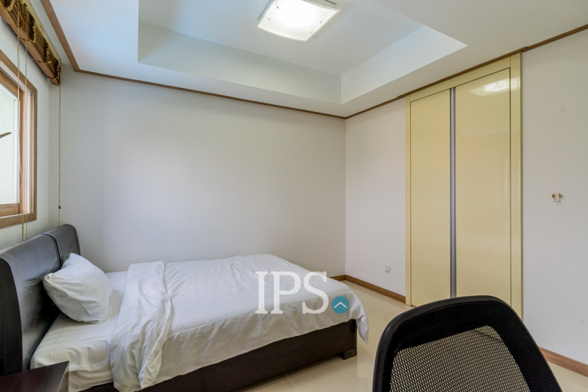 3 Bedroom Condo For Rent - Beoung Kak 1, Toul Kouk, Phnom Penh