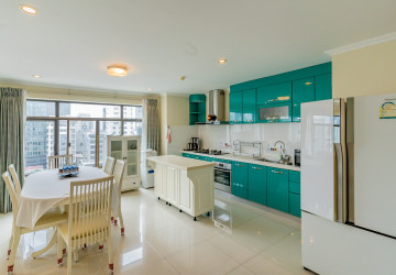 2 Bedroom Serviced Apartment For Rent - BKK1 , Phnom Penh thumbnail