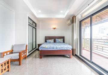 2 Bedroom Serviced For Rent - Beoung Prolit, Phnom Penh thumbnail