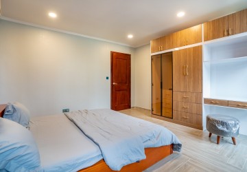 2 Bedroom Serviced Apartment For Rent - BKK1, Phnom Penh thumbnail