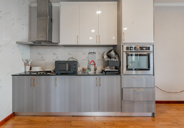 2 Bedroom Serviced Apartment For Rent - BKK1, Phnom Penh thumbnail