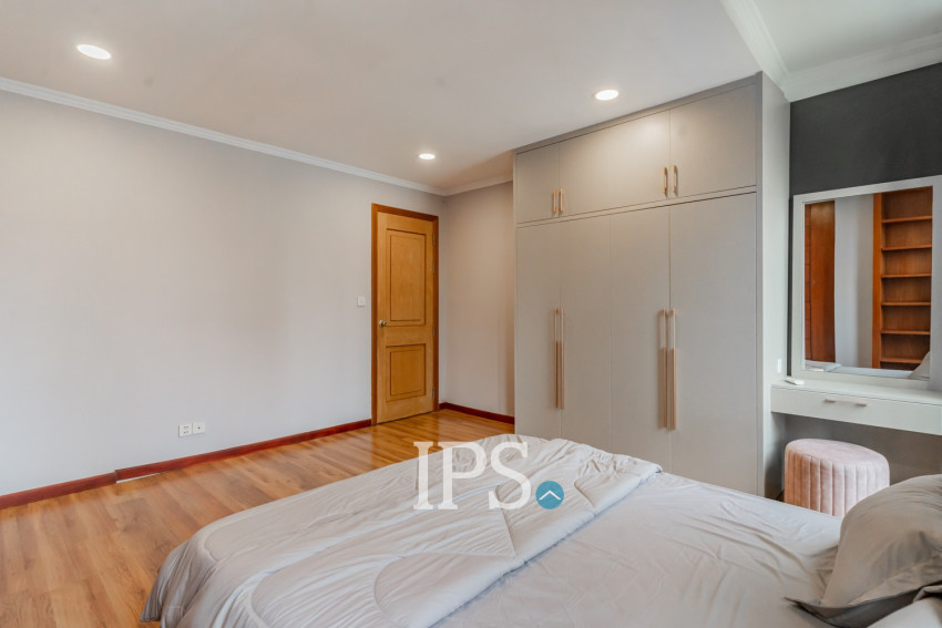 2 Bedroom Serviced Apartment For Rent - BKK1, Phnom Penh